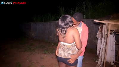 Ielu romantika un karsts sekss ar kuplu meiteni no kluba