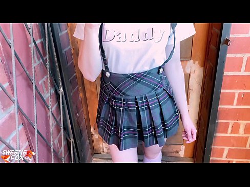 ❤️ Skolniece dziļi sūc savu locekli un nodarbību vietā dīdās. ❤️❌ Seks video pie mums ❌❤