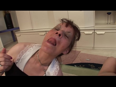 ❤️ Divām vecmāmiņām un vectētiņam ir sekss trijatā ❤️❌ Seks video pie mums ❌❤